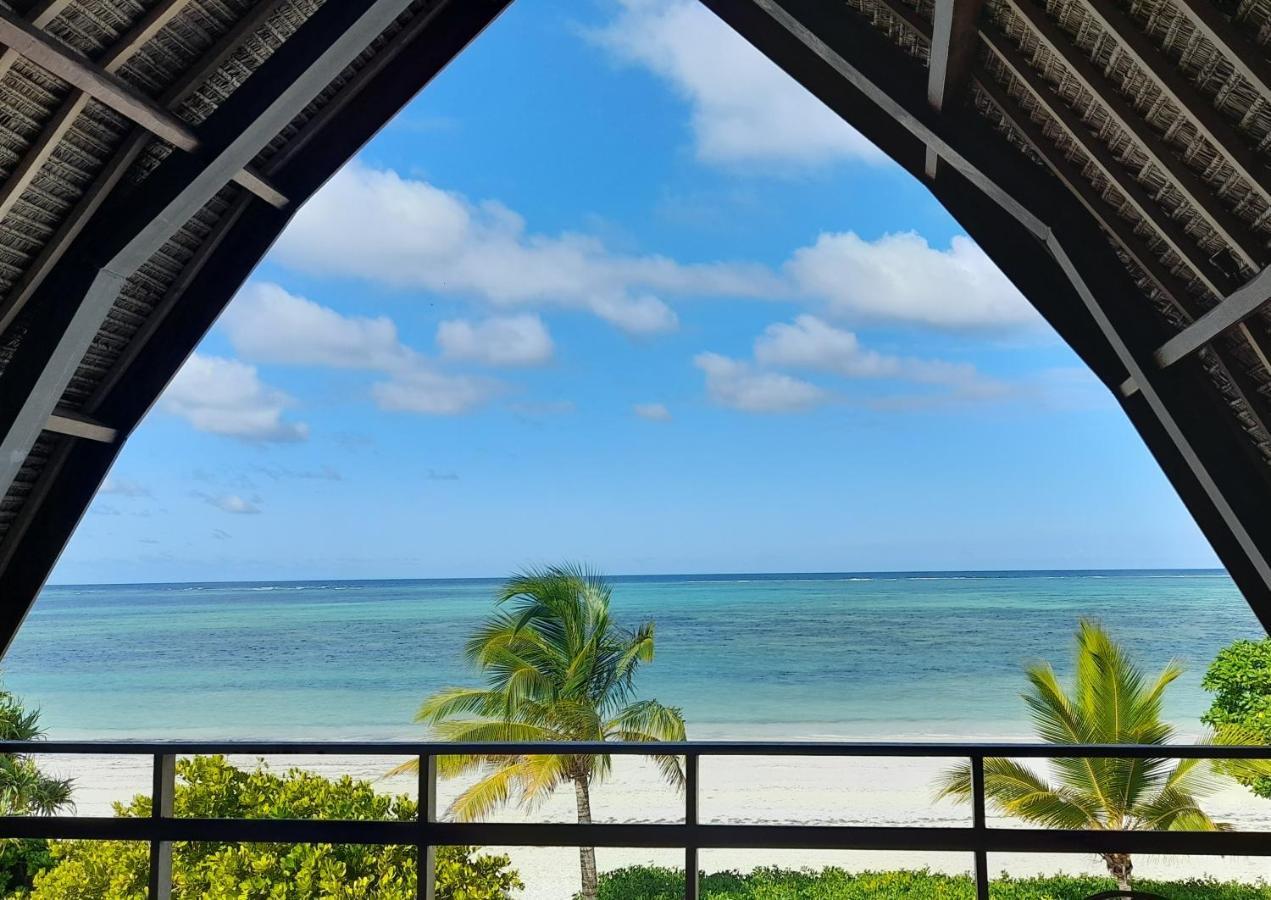 Kijani Beach Villas Bwejuu Exteriör bild